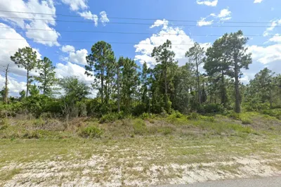 2824 Meadow Road 1