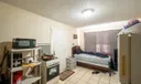 671 E 6th Pl Photo