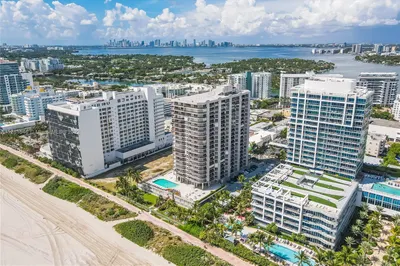 6767 Collins Ave #2006 1