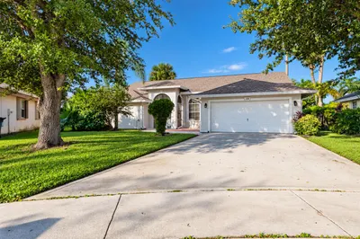 1185 Wild Cherry Lane 1