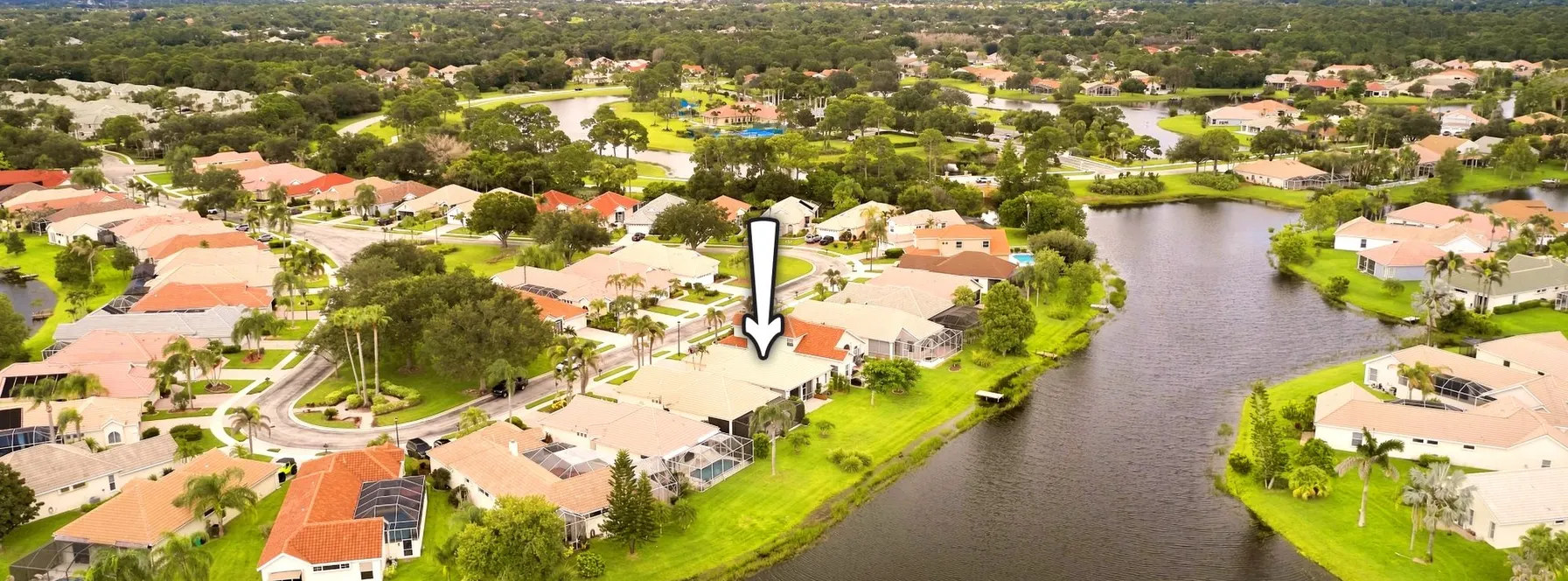 Just Listed | 447 SW Horseshoe Bay