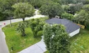 702 NW 39th Circle Photo