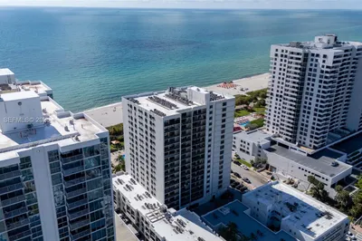 2625 Collins Ave #803 1