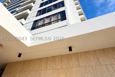 500 Three Islands Blvd #801 1