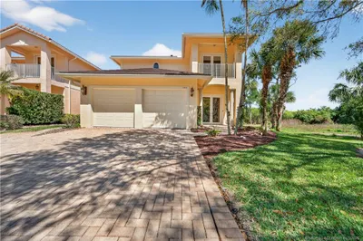 11907 SE Plandome Drive 1