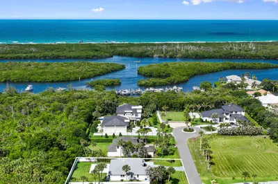 8361 SE Pilots Cove Terrace 1