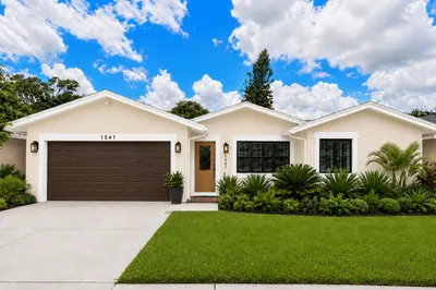 1541 SW 102nd Terrace 1
