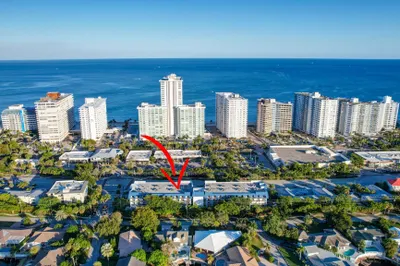 Location of the building-across from shopping and