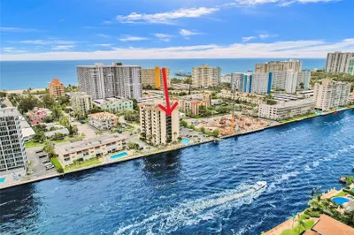 501 N Riverside Dr #902 1