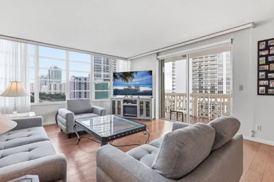 1825 S Ocean Drive #PH 1 1