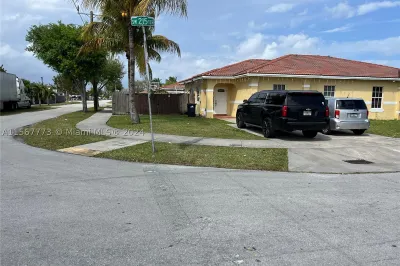 12265 SW 215 Ter #1 1