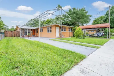 2815 SW 36th Ave 1