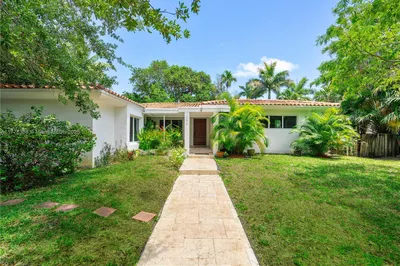 10619 NE 10th Pl