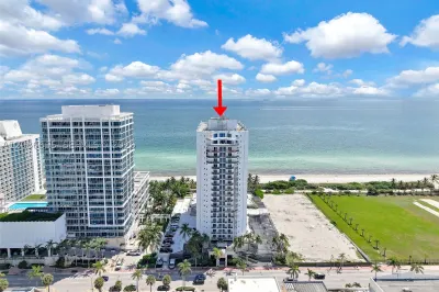 6767 Collins Ave #1403 1