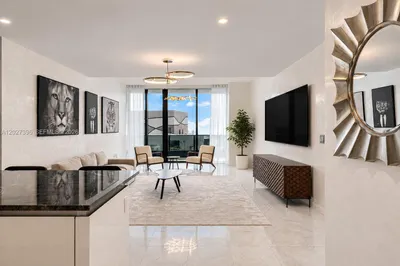 1000 Brickell Plz #PH5203 1