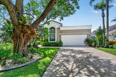 4758 Carlton Golf Drive 1
