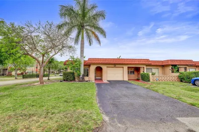 2333 SW 81st Ter #6 1