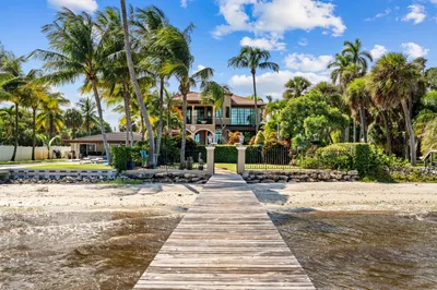818 S Lakeside Drive 1