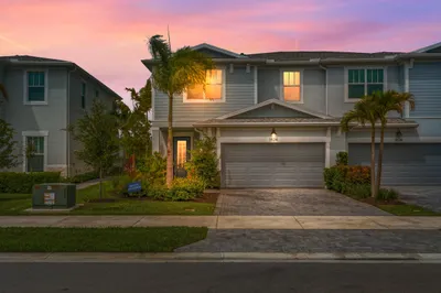 3524 NW Solange Court 1