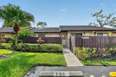604 SEA PINE Way #C 1
