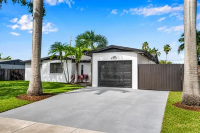 8721 SW 200th Terrace 1
