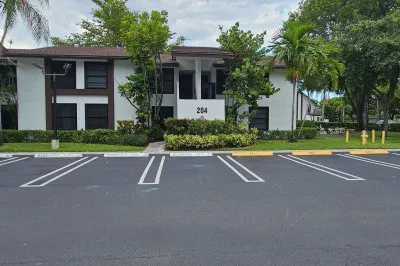 204 Lake Pointe Drive #107 1