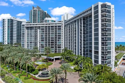 10275 Collins Ave #1511 1