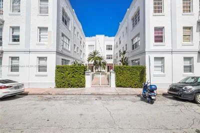 1200 Euclid Ave #203 1