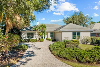 10206 Isle Of Pines Court 1