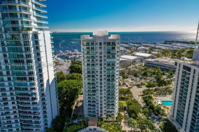 2645 S Bayshore Dr #1002 1