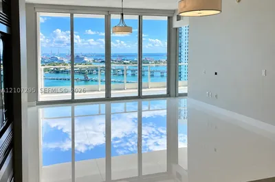 2020 N Bayshore Dr #3203 1