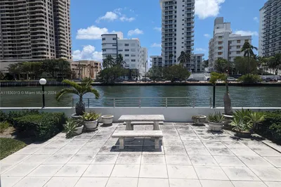 2445 Lake Pancoast Dr #4 1
