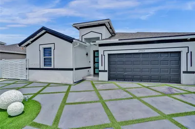 27563 SW 133rd Ave 1