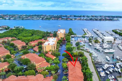 900 Scotia Drive #303 1