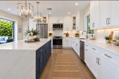 800 SW 4th Street 1