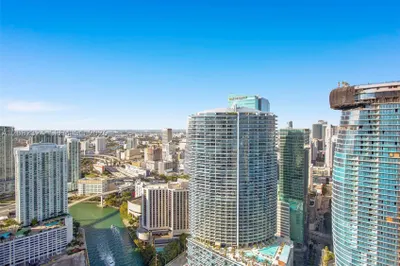 475 Brickell Ave #5010 1