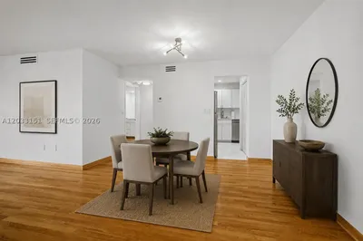 1205 Mariposa Ave #415 1
