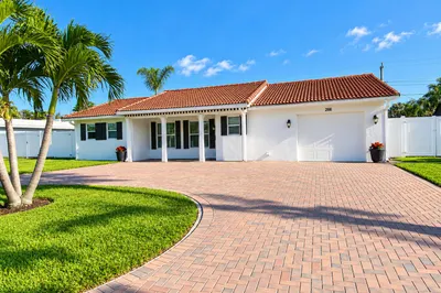 266 SW 12th Street 1