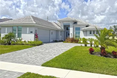 5733 Bent Pine Square 1