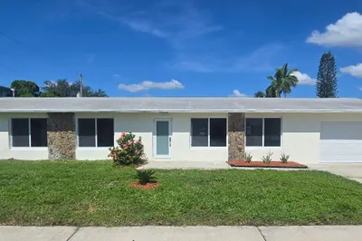 303 SW 33rd Terrace 1
