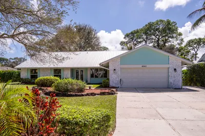 6062 Woodlake Road 1