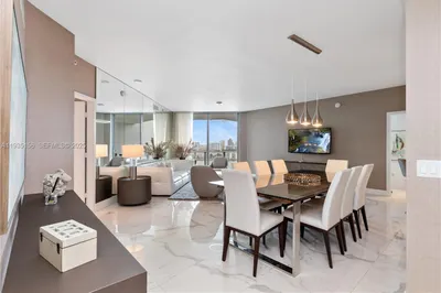 17301 Biscayne Blvd #908 1