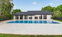 5107 Pineview Circle Photo