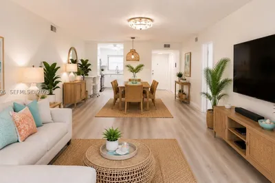 10207 Sunrise Lakes Blvd #204 1