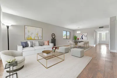 334 Lakeview Drive #204 1