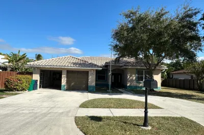 16045 SW 147th Ct 1