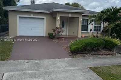 2953 NW 10th Ct 1