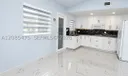 871 SE 4th Pl Photo