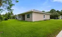660 NE Moss Rose Place Photo