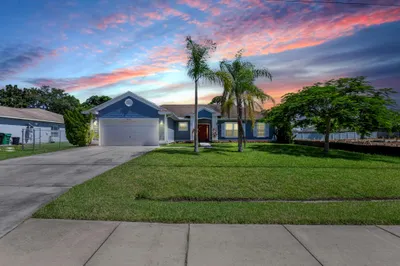 2444 SE Melaleuca Blvd 1
